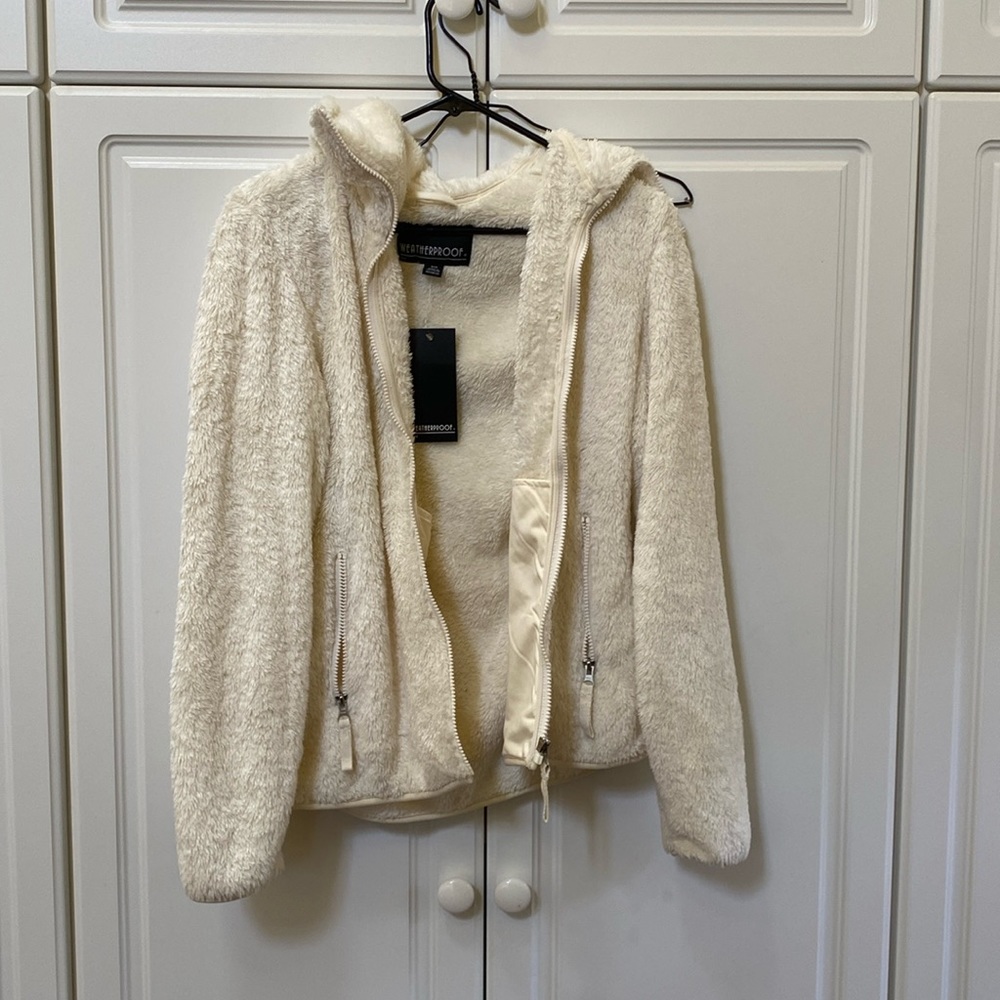 Weatherproof women’s white fleece zip up